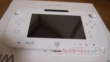 Deballage Basic Pack Wii U version blanche 09.12.2012 (14)