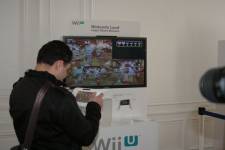 Nintendo_wii_u_press_event_15_06_2012_gamepad_3
